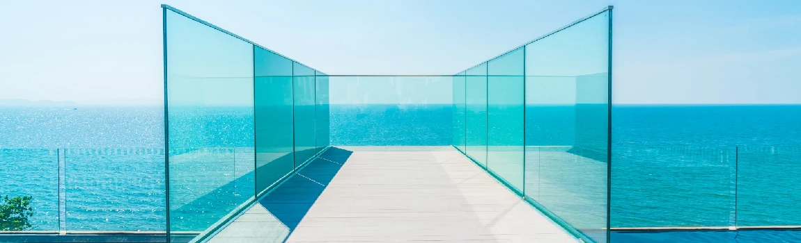 Customized Glass Pool Fence Repair Services in Plant City, FL